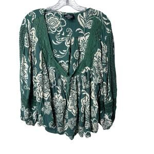 Angie Boho Floral Crochet Trim Peasant Top Women’s 3X Green Cream Rayon Blouse